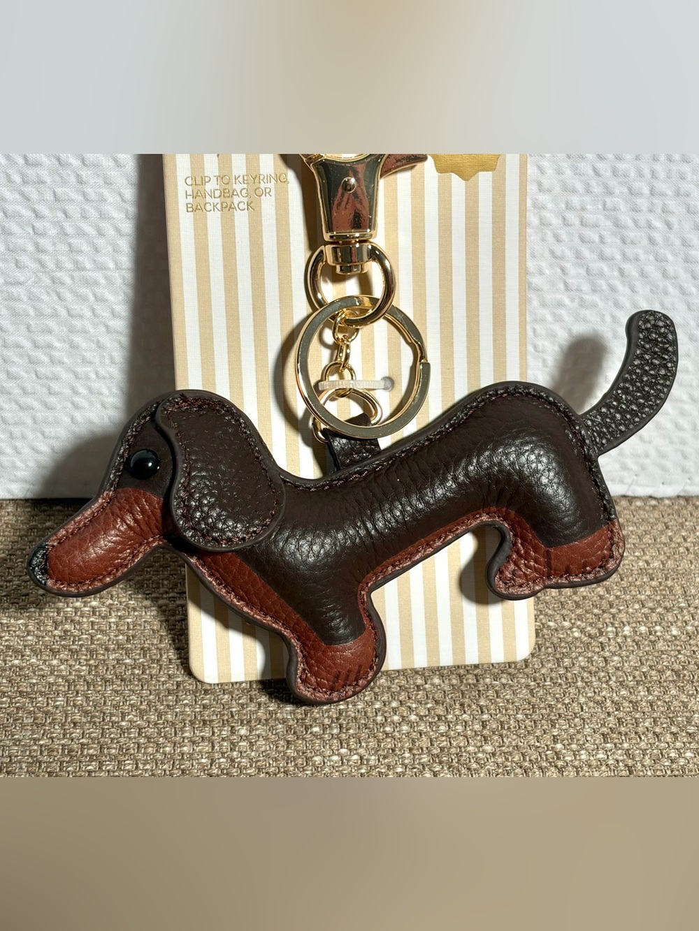 piper • k - WEENIE DOG KEYCHAIN Brown Leather Dachshund Bag Charm & Key Chain - Picture 4 of 6